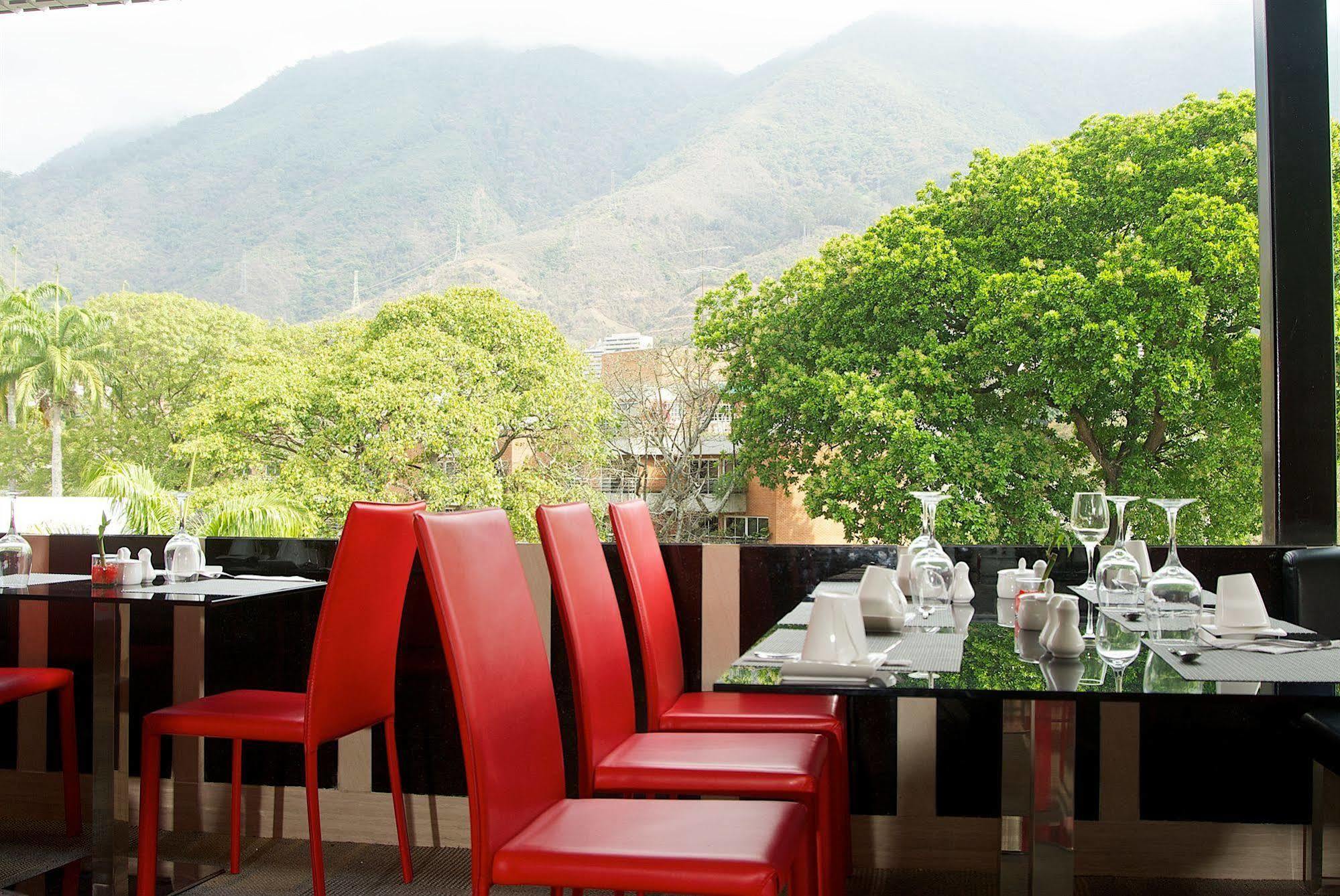 Hotel Altamira Village Caracas Exterior foto